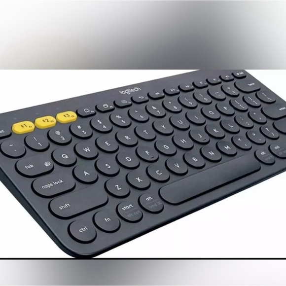 Logitech K380 Multi-Device Bluetooth Keyboard - Picture 12 of 14